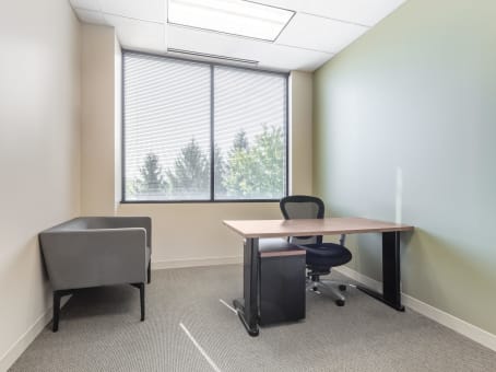 Regus Business Lounge in Illinois, Warrenville - Cantera