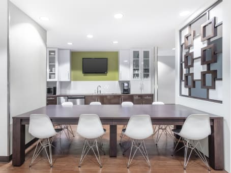 Regus Business Lounge in Illinois, Warrenville - Cantera