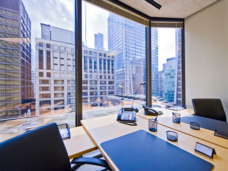Regus Day Office in Illinois, Chicago - First National Plaza