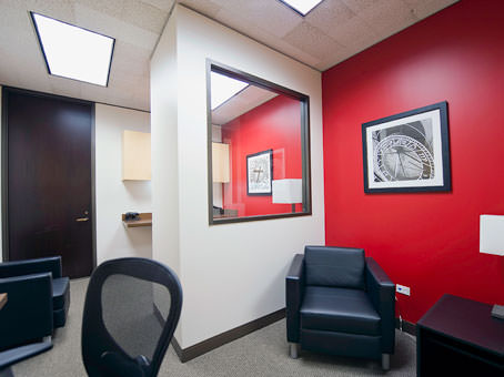 Regus Day Office in Illinois, Chicago - First National Plaza