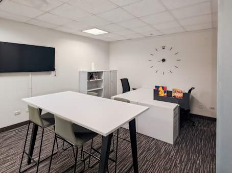 Regus Business Centre in Illinois, Chicago - West Loop Riverside Plaza Center