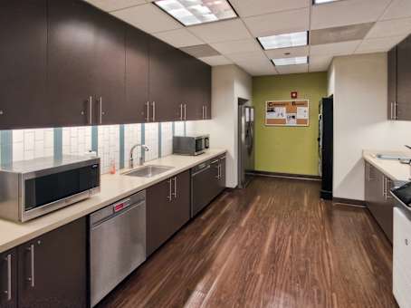 Regus Business Centre in Illinois, Chicago - West Loop Riverside Plaza Center