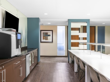 Regus Business Centre in New York, New York City - 445 Park Avenue