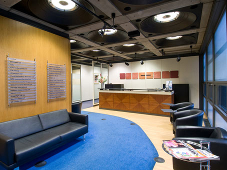 Regus Business Lounge in London Lloyd