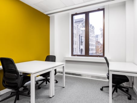 Regus Business Lounge in London Berkeley Square