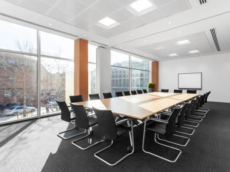 Regus Day Office in Reading Forbury Square