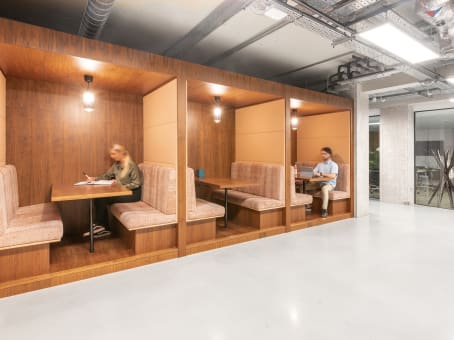 Regus Business Centre in Manchester Peter House