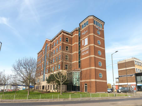Regus Business Lounge in Barking Station