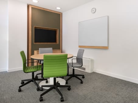 Regus Office Space in Warsaw North Gate