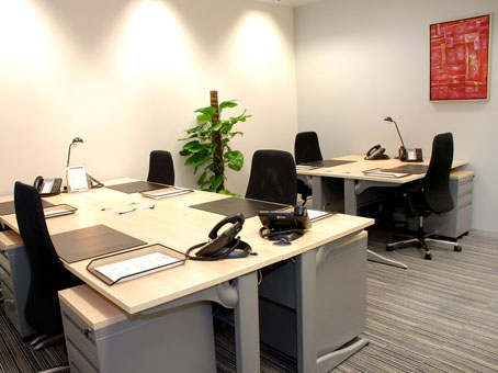 Regus Business Centre in Hong Kong One IFC 20F