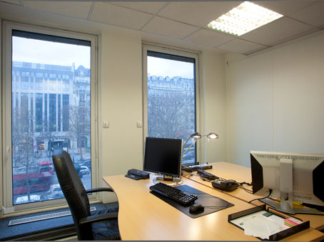 Regus Office Space in Paris Avenue des Champs-Elysées