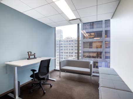 Regus Office Space in Illinois, Chicago - 22 W. Washington