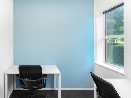 Regus Meeting Room in Luton Capability Green