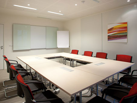 Regus Meeting Room in Paris Invalides