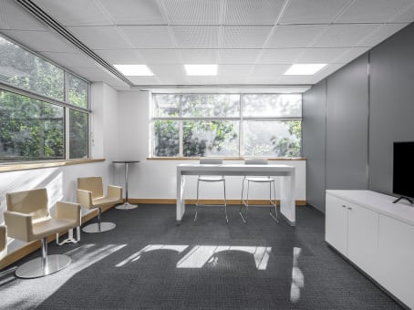 Regus Business Centre in Weybridge Brooklands Business Park