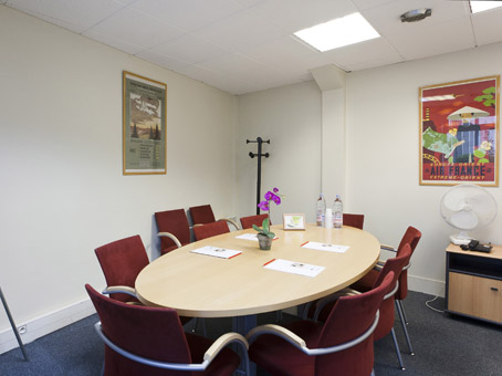 Regus Meeting Room in Paris, Issy les Moulineaux, Mairie d