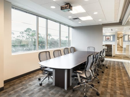 Large Conference Room (8 Person)