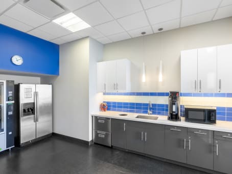 Regus Business Lounge in Quebec, Montreal - Pointe Claire - Montreal Airport