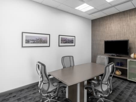 Regus Business Lounge in Quebec, Montreal - Pointe Claire - Montreal Airport