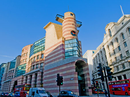 Regus Meeting Room in London No. 1 Poultry
