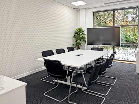 Regus Office Space in Birmingham Blythe Valley Park