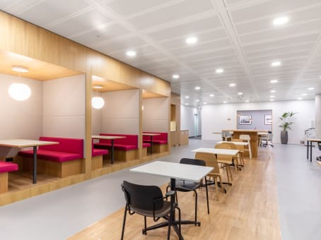Regus Business Centre in London Chiswick Park