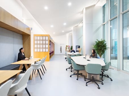 Regus Meeting Room in London City Point