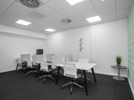Regus Meeting Room in Nottingham East Midlands Airport