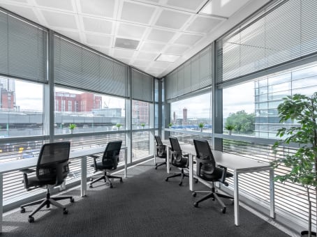 Regus Business Lounge in Leeds Princes Exchange