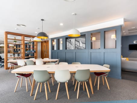 Regus Business Lounge in Leeds Princes Exchange
