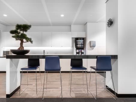 Regus Office Space in Amsterdam Atrium