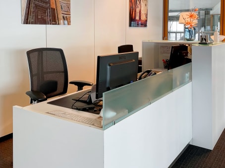Regus Office Space in Dusseldorf Stadttor Medienhafen