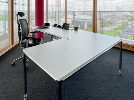 Regus Office Space in Dusseldorf Stadttor Medienhafen