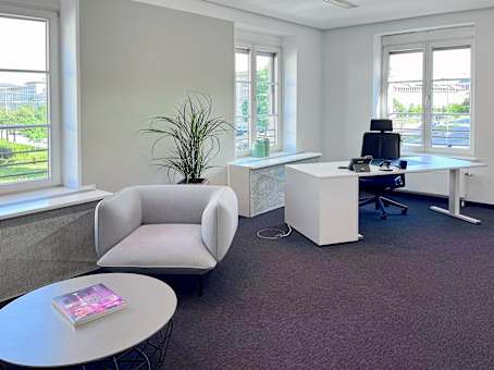 Regus Office Space in Munich Maximilianstrasse