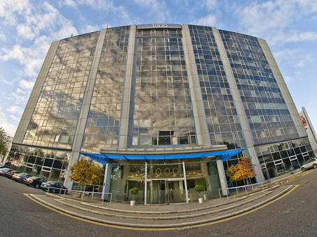 Regus Meeting Room in Brentford Great West Road