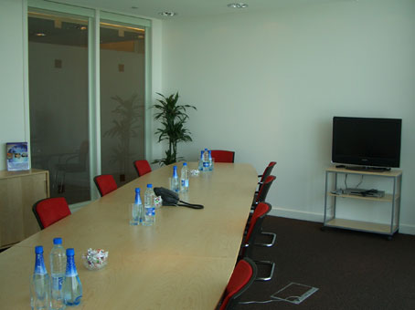 Regus Meeting Room in Dubai Burjuman