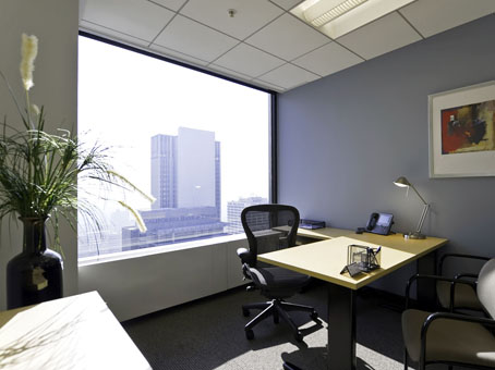 Regus Day Office in California, Los Angeles Downtown - City National Plaza