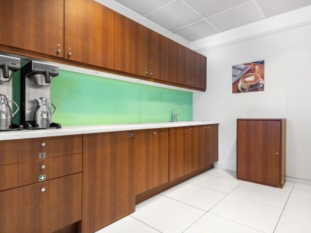 Regus Office Space in Paris La Défense Tour Ariane
