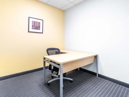 Regus Meeting Room in Toronto First Canadian Place