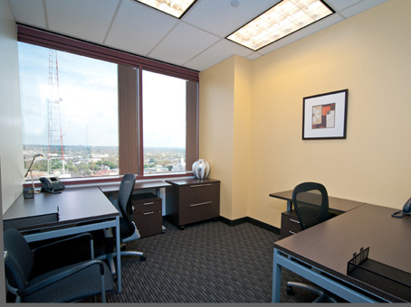 Office Space in Bank of America Plaza | Regus GB