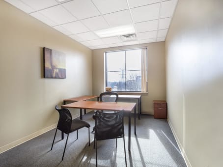 Regus Office Space, Kentucky, Lexington - Paragon Centre (Office Suites Plus)