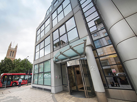 London, Hammersmith, Broadway