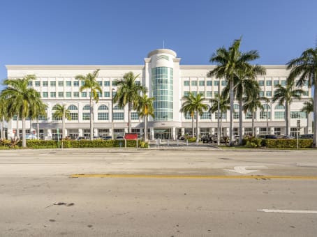 Florida, North Miami - Causeway Square