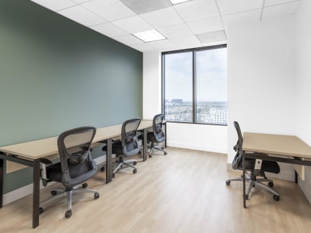 Regus Virtual Office, California, Costa Mesa - Plaza Tower