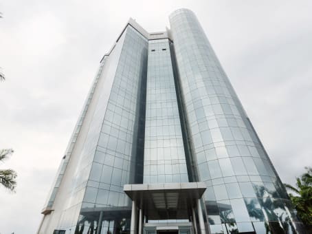 Abuja, Constitution Avenue