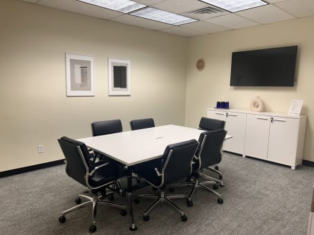 Medium Meeting Room