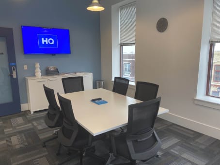 Medium Meeting Room