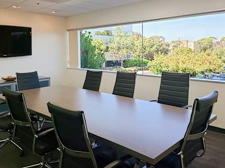 Medium Meeting Room