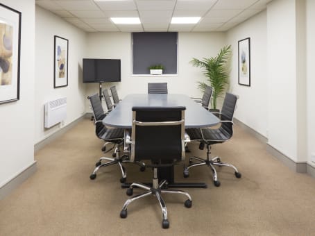 Medium Meeting Room