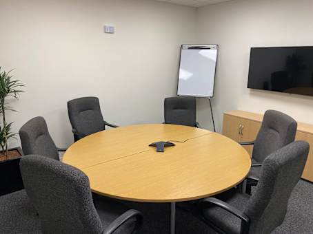 Medium Meeting Room